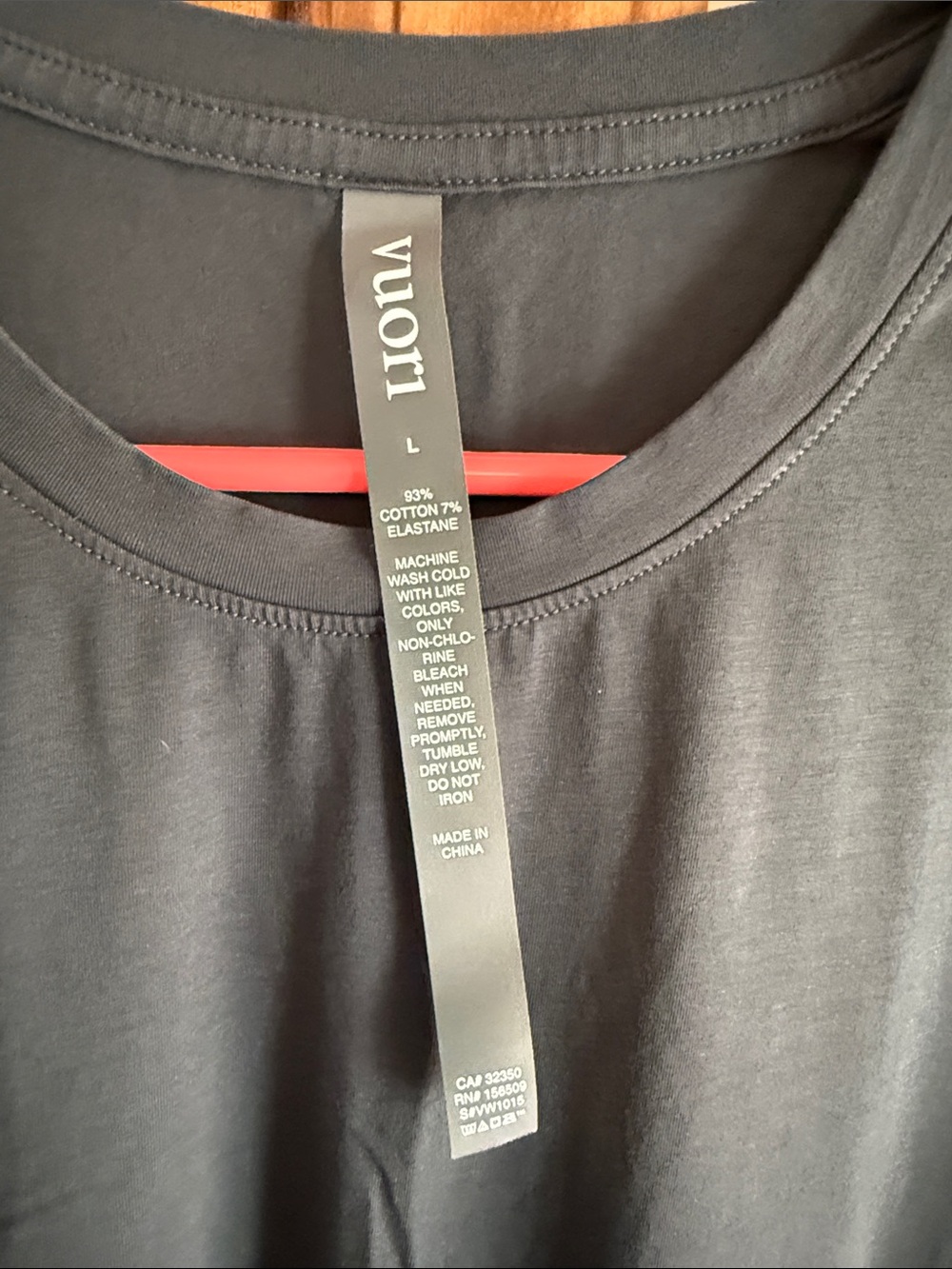 Vuori Black Short Sleeve Crew Tee - Picture 2 of 3